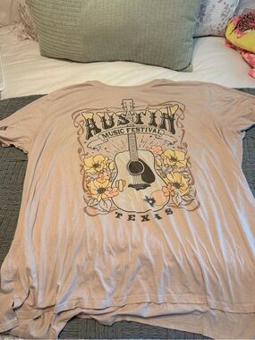 Cold Crush Austin Music Festival Graphic Tee - Light Pink Beige